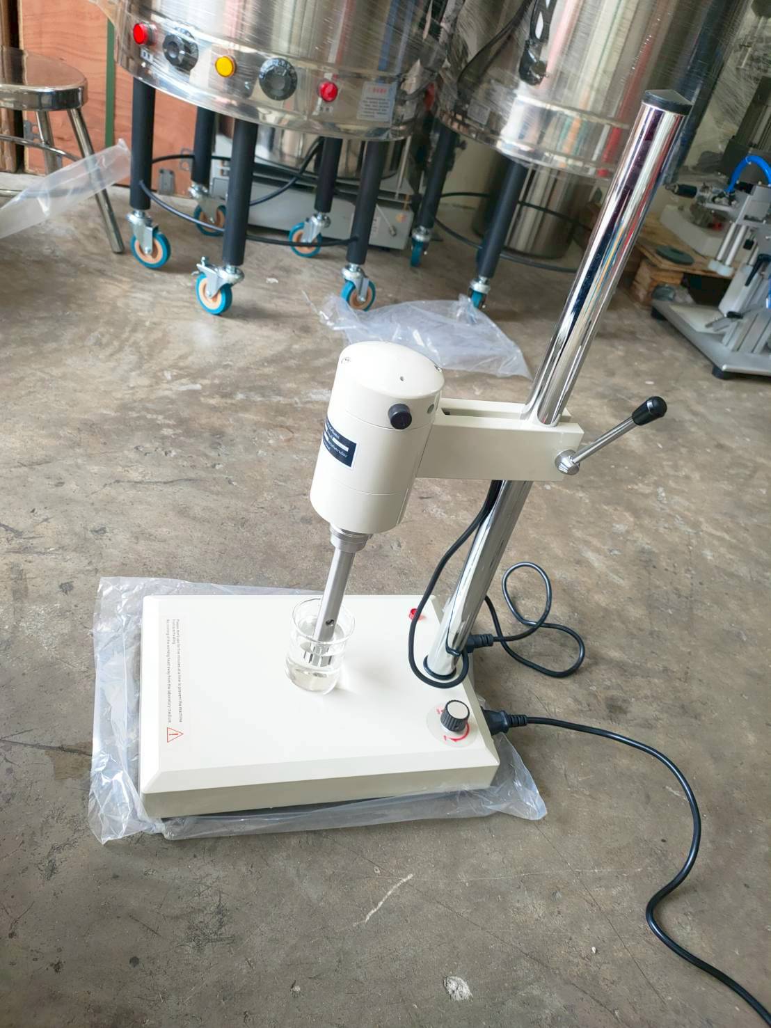 เครื่องปั่นโฮโมจิไนเซอร์ รุ่น FJ200 HOMOGENIZER