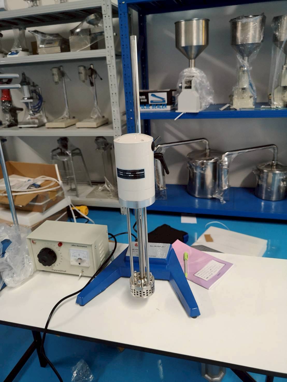เครื่องผสมเนื้อครีมและของเหลว Lab Homogenizer รุ่น JRJ300-D-1